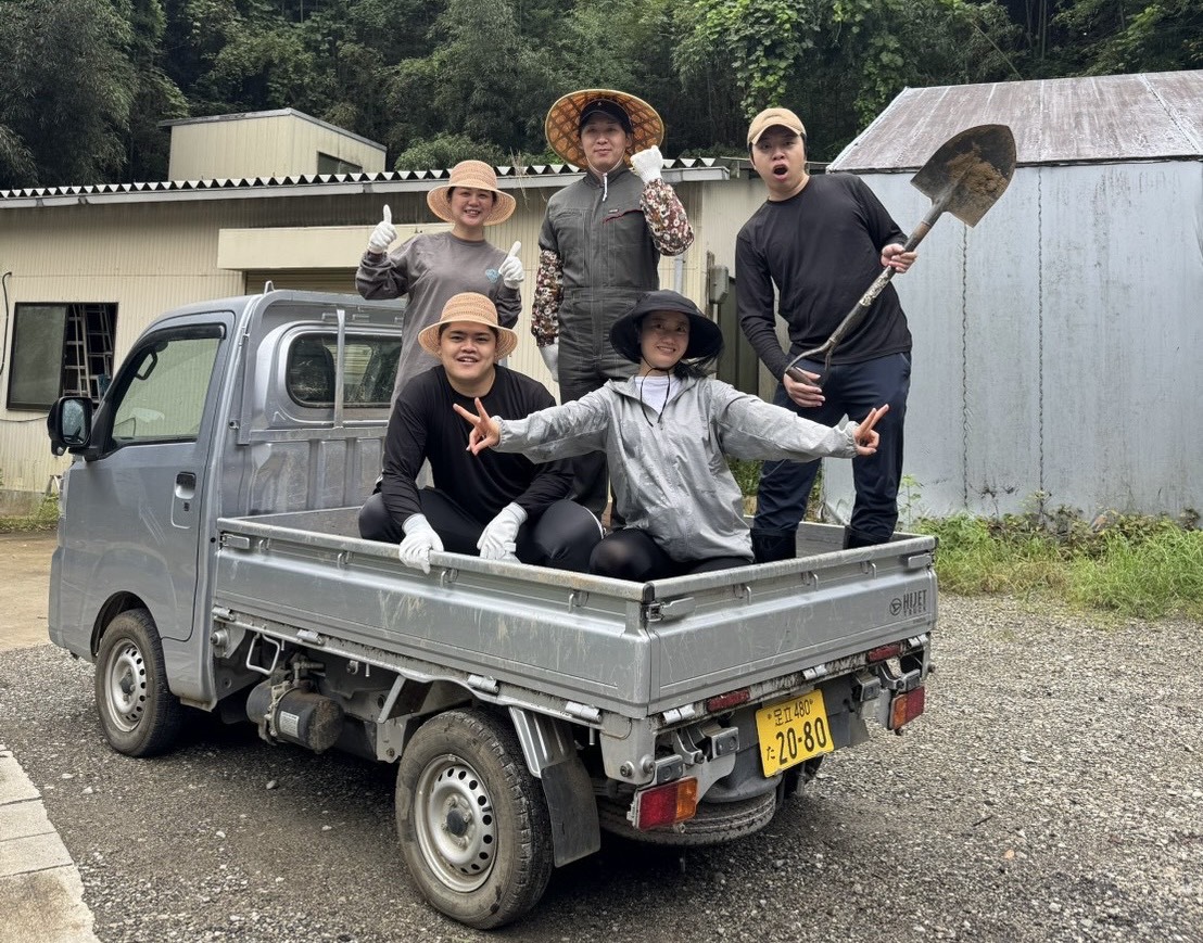 地域で農作業に取り組むメンバー